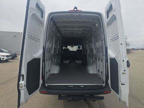 New 2026 Mercedes-Benz Sprinter 3500 image 21