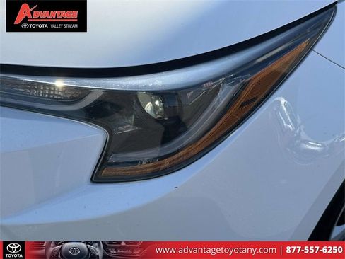 Used 2020 Toyota Corolla LE image 15