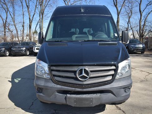Used 2016 Mercedes-Benz Sprinter 2500 image 2