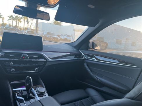 Certified 2023 BMW 540i 540i w/ M Sport Package image 11