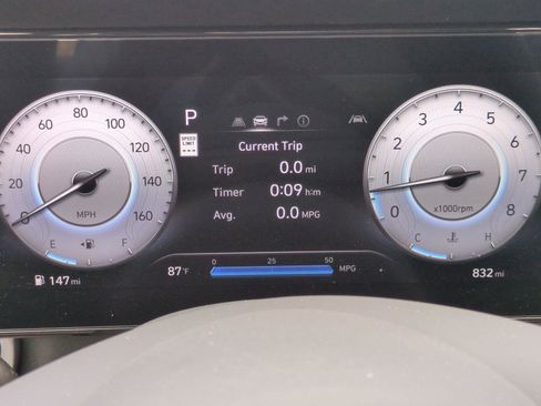 New 2025 Hyundai Elantra SEL FWD image 26