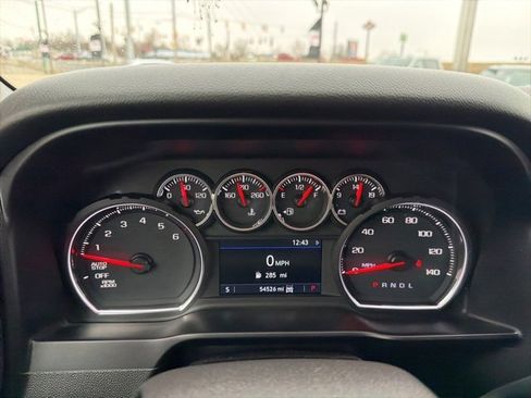 Used 2019 Chevrolet Silverado 1500 LT Trail Boss image 27