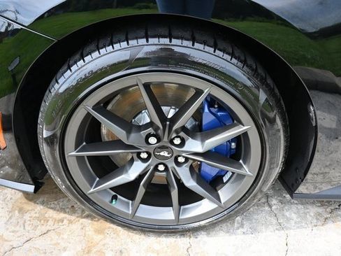 Used 2024 Ford Mustang Dark Horse image 10