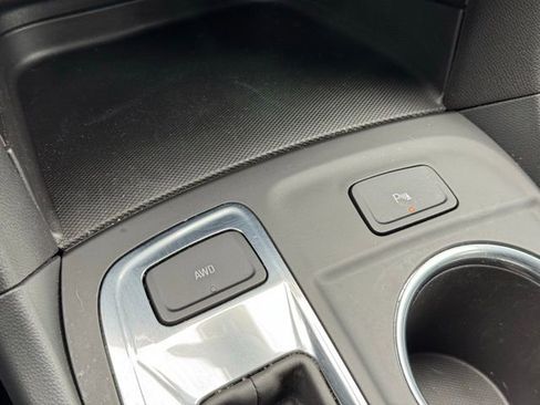 Certified 2024 Chevrolet Equinox LT image 14