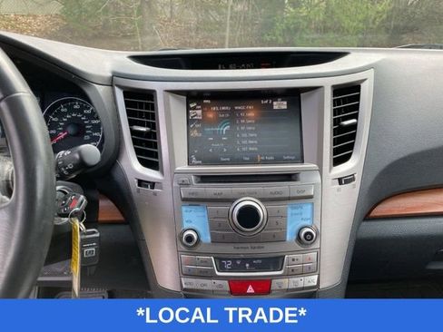 Used 2013 Subaru Outback 2.5i Limited AWD/4WD image 8