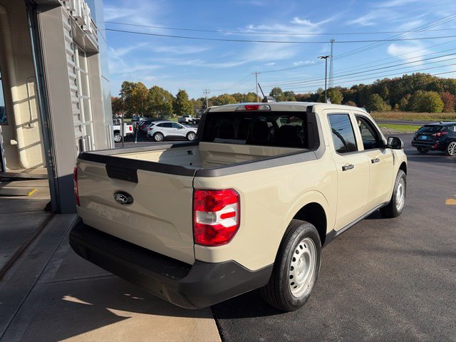 Used 2025 Ford Maverick XL w/ Equipment Group 101A AWD/4WD image 3