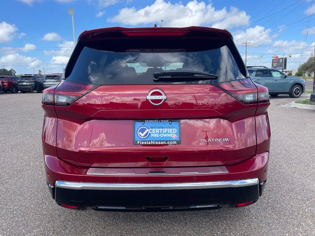 Certified 2024 Nissan Rogue Platinum FWD image 6