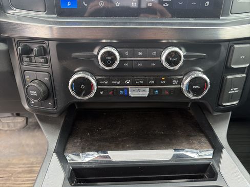 Certified 2023 Ford F250 Lariat w/ Sport Appearance Package AWD/4WD image 46