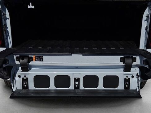 New 2026 GMC Sierra 3500 Denali w/ Denali Reserve Package image 44