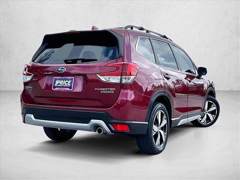 Used 2021 Subaru Forester Touring image 2