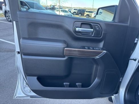 Used 2022 Chevrolet Silverado 1500 RST w/ Z71 Off-Road Package image 10