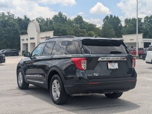 Used 2023 Ford Explorer XLT RWD image 5