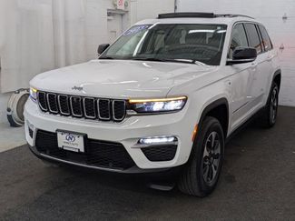 Used 2023 Jeep Grand Cherokee 4WD 4xe w/ Luxury Tech Group II video 1