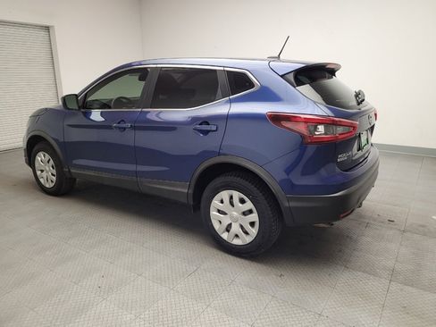 Used 2020 Nissan Rogue Sport S image 3
