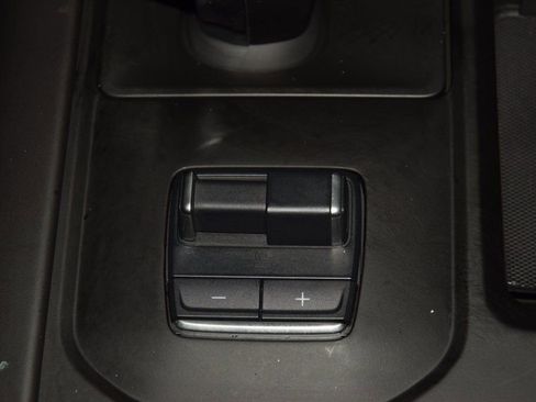 Used 2024 GMC Sierra 1500 Denali Ultimate image 37