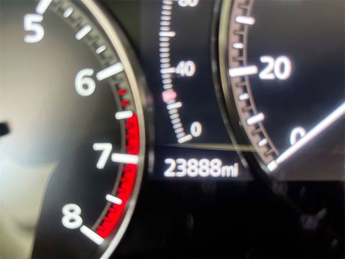 Used 2022 MAZDA MAZDA3 s image 12