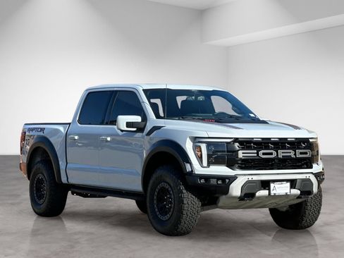 Used 2025 Ford F150 Raptor AWD/4WD image 9