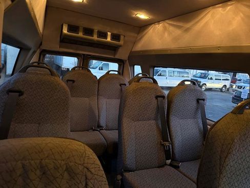 Used 2010 Ford E-250 and Econoline 250 Extended image 30