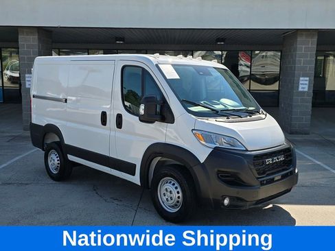 Used 2025 RAM ProMaster 1500 w/ Safety Group FWD image 3