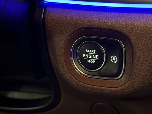 New 2026 Mercedes-Benz GLS 450 4MATIC image 23