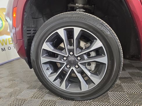 Certified 2021 Jeep Grand Cherokee L Overland w/ Advanced Protech Group III AWD/4WD image 39