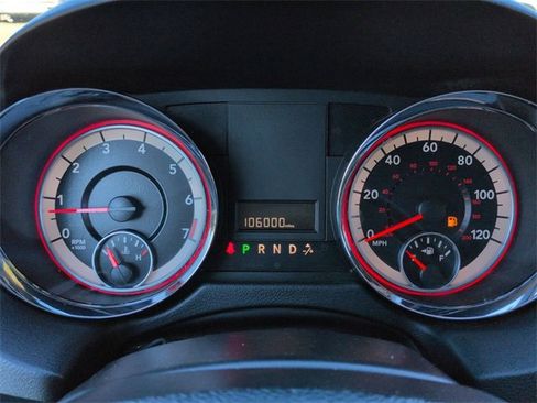 Certified 2019 Dodge Grand Caravan SXT image 28