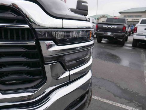 Used 2025 RAM 3500 Tradesman AWD/4WD image 25
