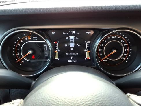 Used 2021 Jeep Gladiator Sport AWD/4WD image 22
