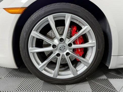 Certified 2023 Porsche 718 Boxster S RWD image 13