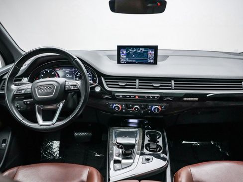 Used 2019 Audi Q7 3.0T Premium image 13
