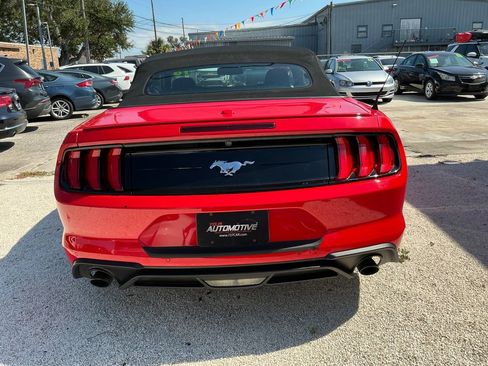 Used 2018 Ford Mustang Premium image 4