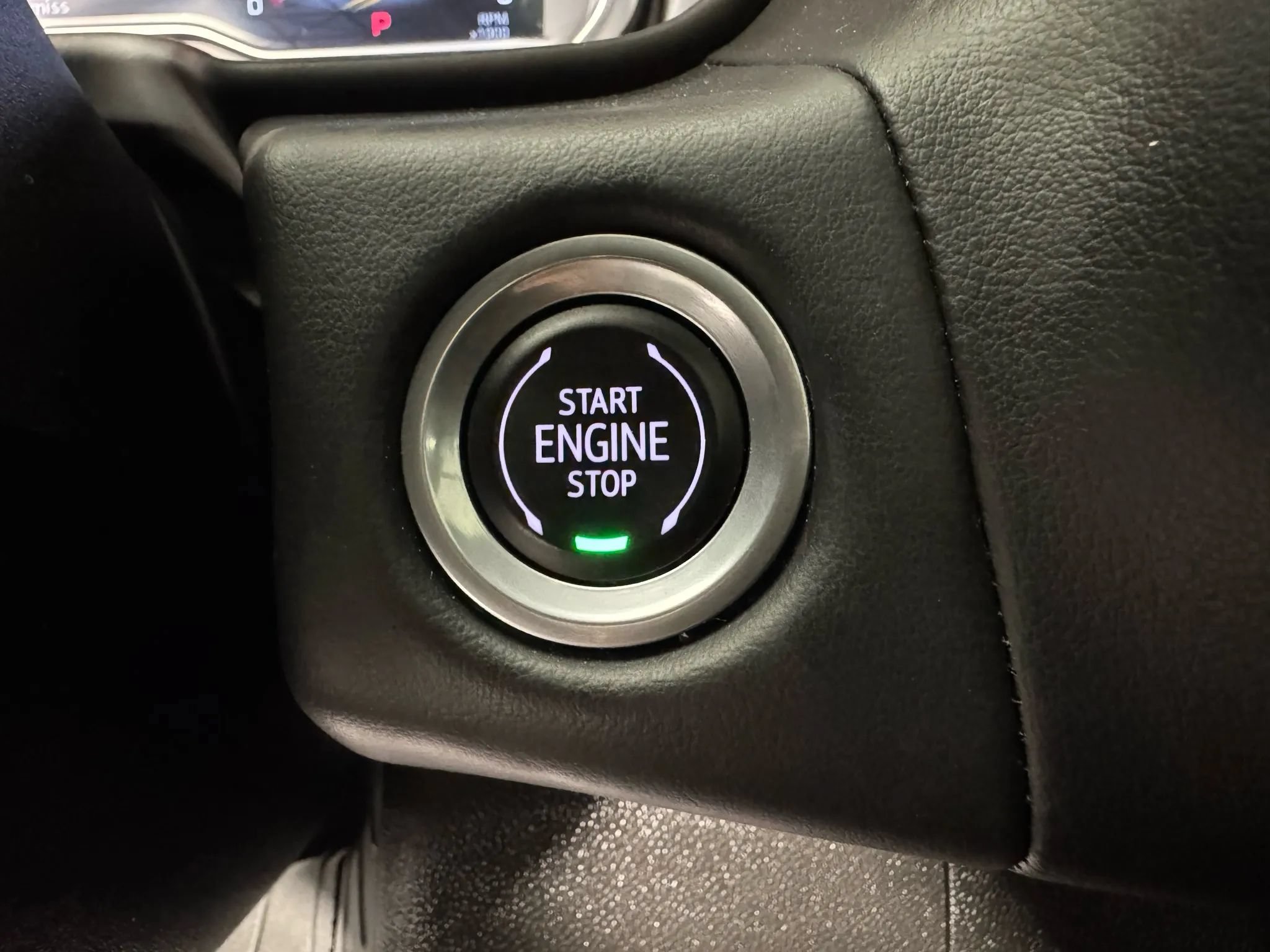 Used 2022 GMC Yukon AT4 AWD/4WD image 17