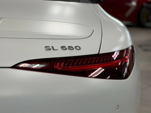 New 2026 Mercedes-Benz Maybach SL 680 image 11