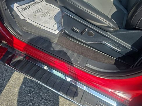 Used 2021 Ford F150 Lariat w/ Equipment Group 502A High AWD/4WD image 22