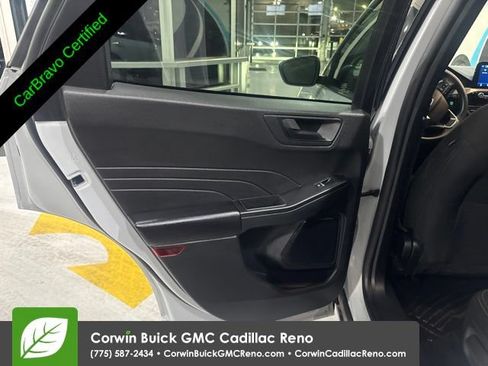 Used 2025 Ford Escape Active AWD/4WD image 31