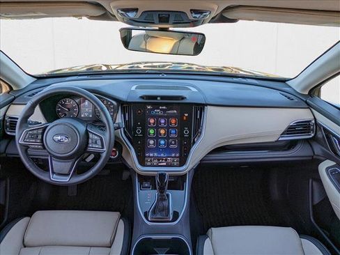 Used 2025 Subaru Outback Limited image 15