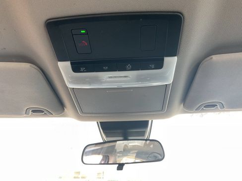 Used 2025 Nissan Altima 2.5 SV FWD image 14