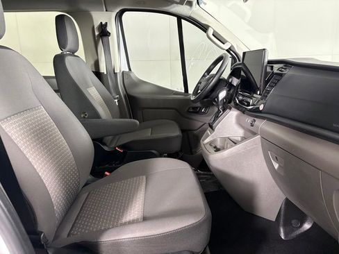 Used 2023 Ford Transit 350 XLT RWD image 17