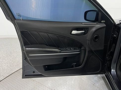 Used 2018 Dodge Charger R/T w/ Plus Group image 13