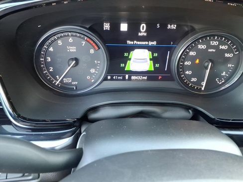 Used 2020 Cadillac XT6 Premium Luxury image 30