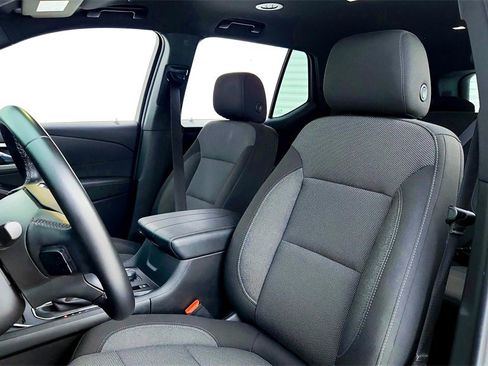 Certified 2023 Chevrolet Traverse LT image 17