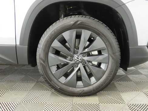 Certified 2024 Volkswagen Taos S image 31