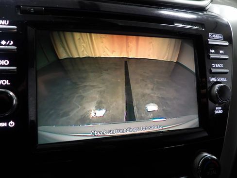 Used 2018 Nissan Murano SV AWD/4WD image 19