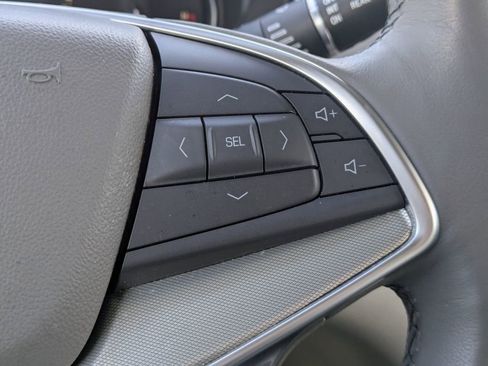 Used 2022 Cadillac XT5 Premium Luxury image 29