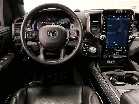 Used 2024 RAM 1500 Limited AWD/4WD image 6