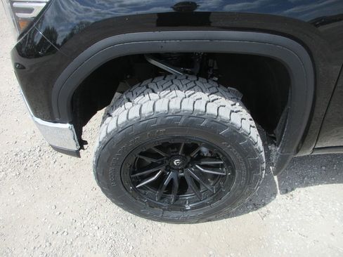 New 2026 GMC Sierra 1500 SLT w/ SLT Convenience Package image 12