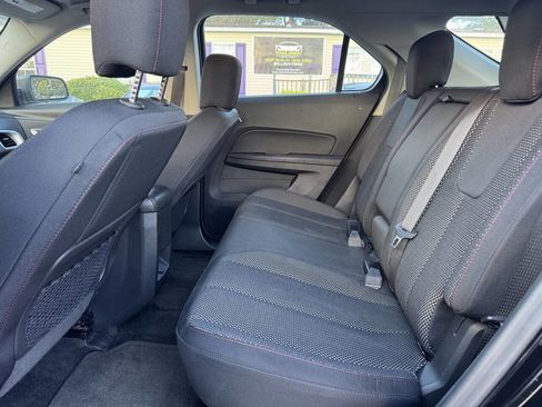 Used 2017 Chevrolet Equinox LS image 11