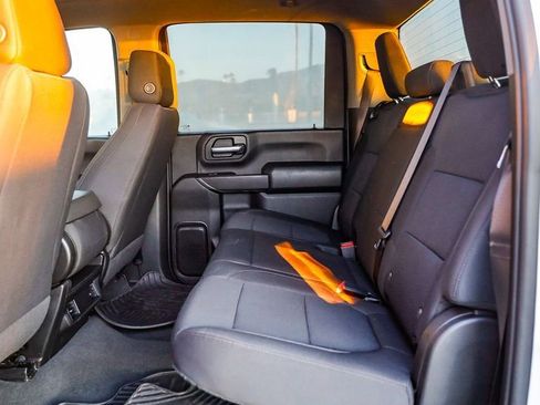 Used 2023 Chevrolet Silverado 2500 Custom w/ Custom Value Package image 19