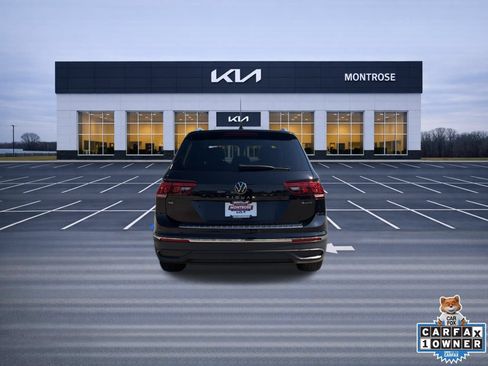 Used 2022 Volkswagen Tiguan SE AWD/4WD image 7