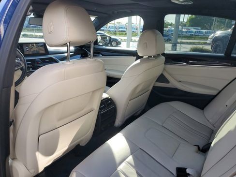 Used 2018 BMW 540i RWD image 19